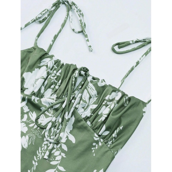Floral Print White on Green Long Dress Sheath, Drawstring Ties Maxi Stretchy - Picture 11 of 16